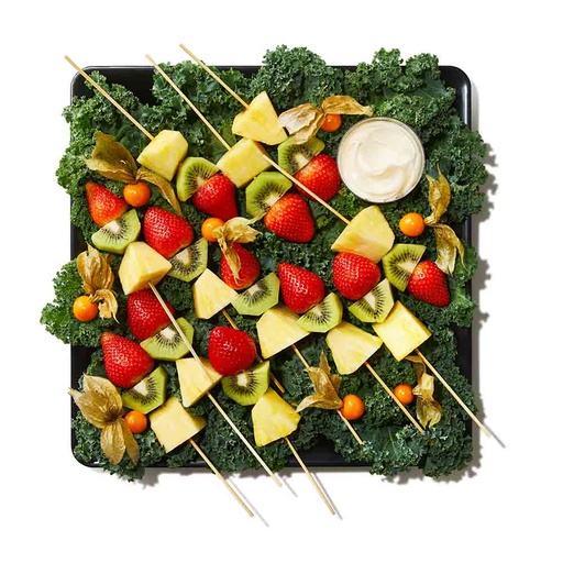 [477836] Strawberry Kiwi Skewers Platter